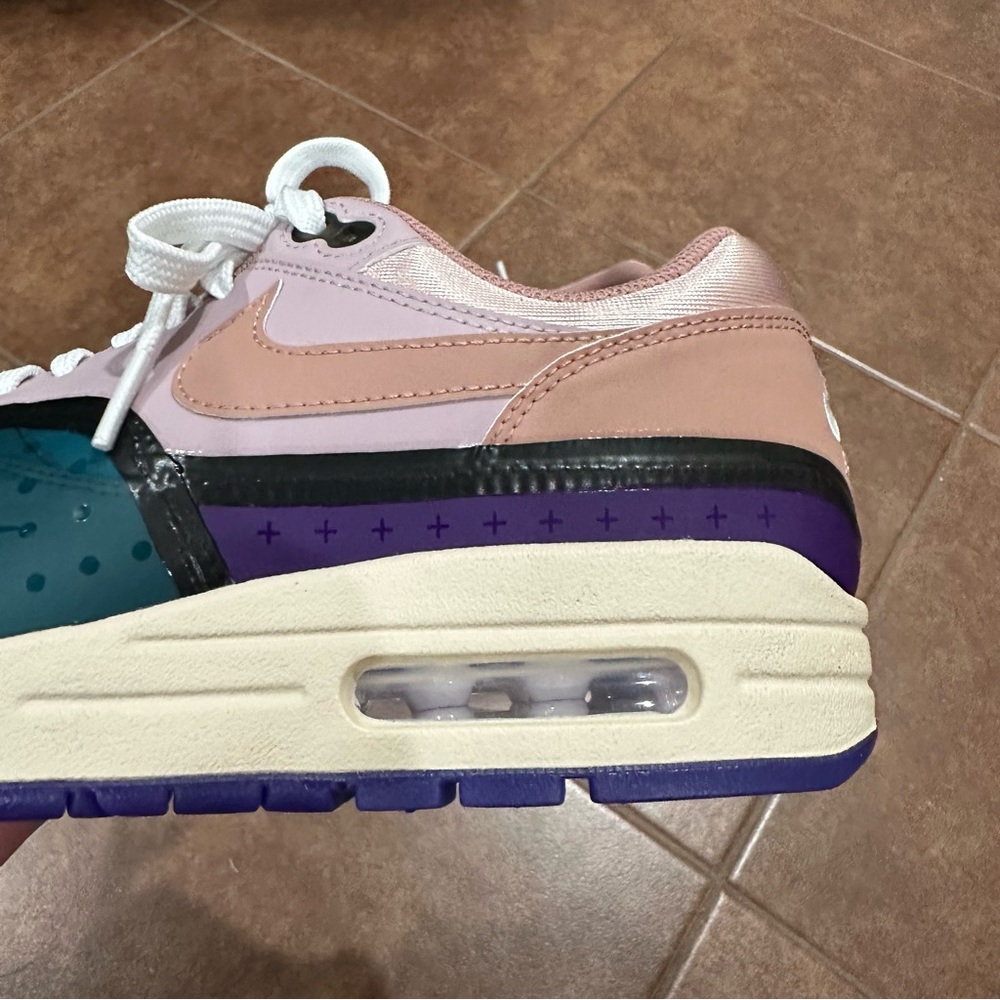 Nike Air Max 1 PRM Plum Fog Fossil Rose - Picture 9 of 13